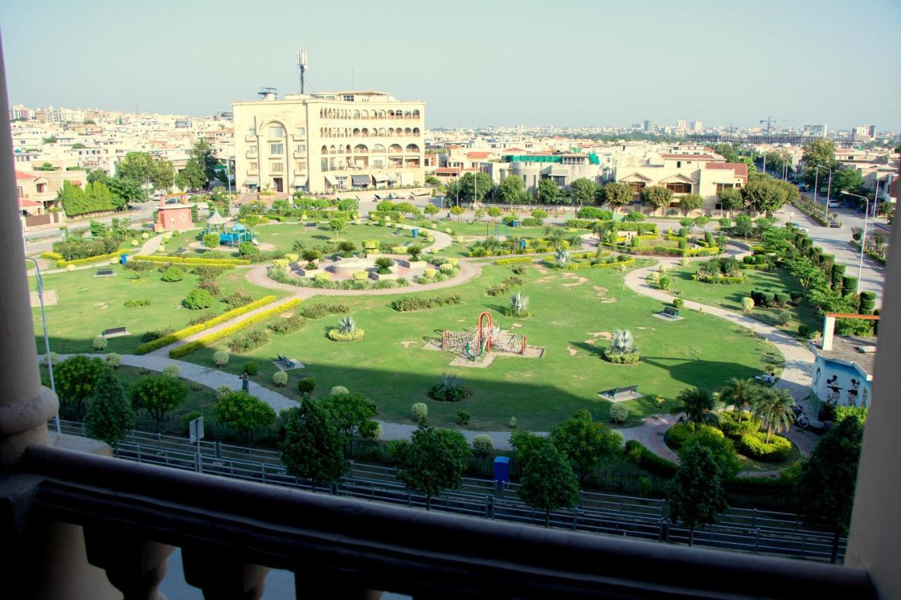 The Millenial Apartments & Suites Bahria Town Rawalpindi Ngoại thất bức ảnh