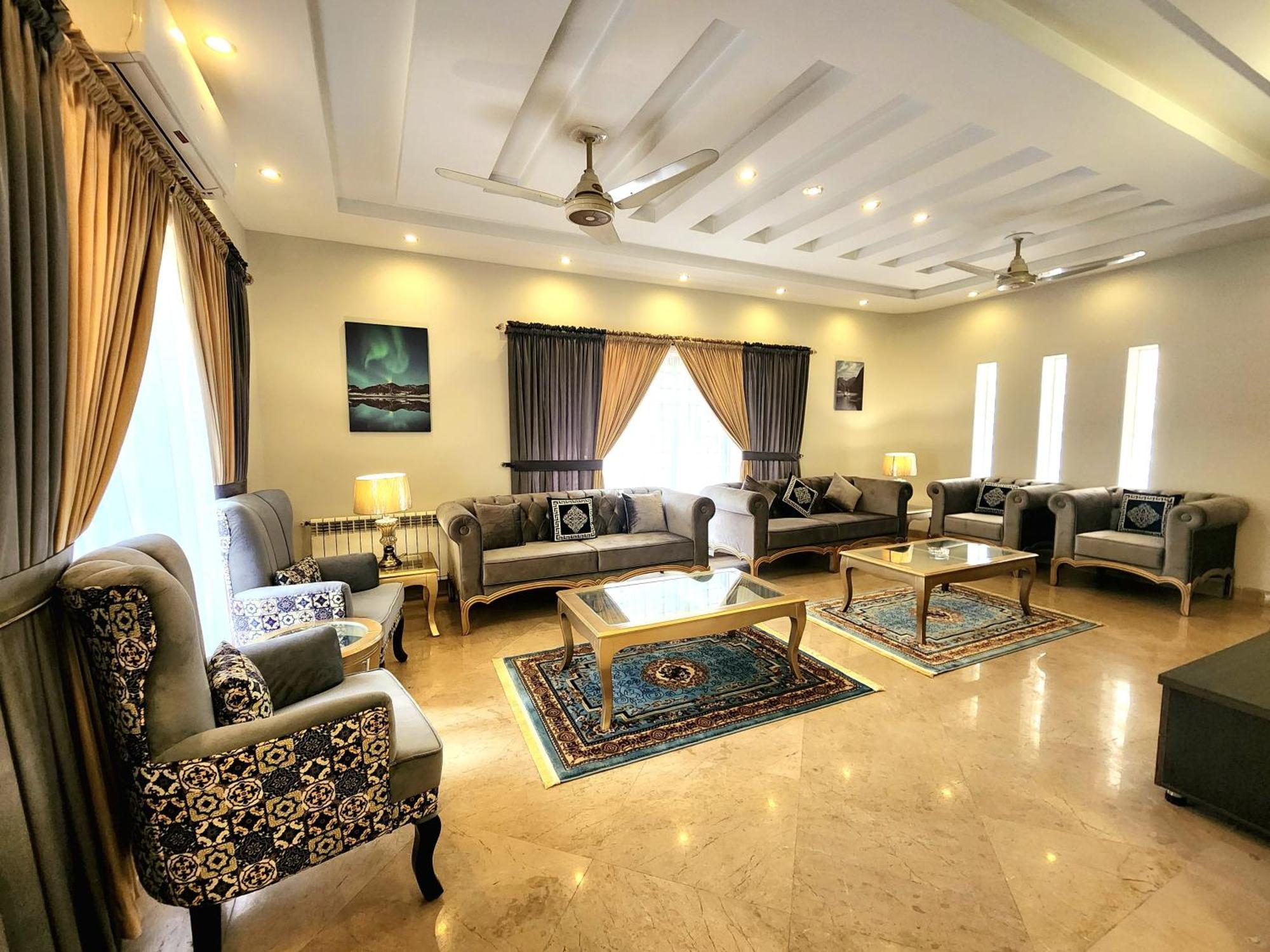 The Millenial Apartments & Suites Bahria Town Rawalpindi Phòng bức ảnh