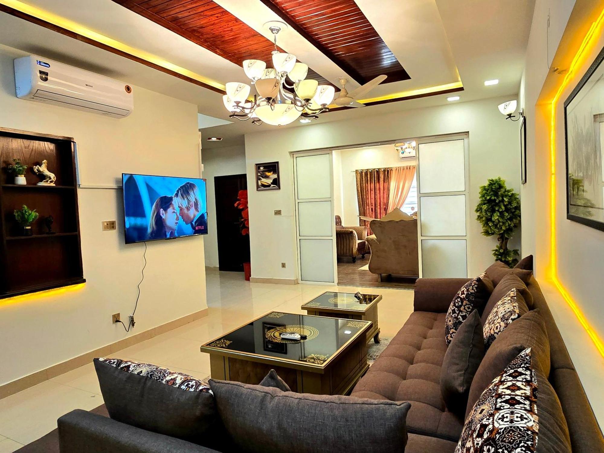 The Millenial Apartments & Suites Bahria Town Rawalpindi Phòng bức ảnh